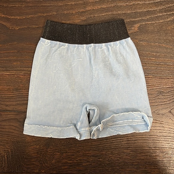 FP Movement Prajna Short - Clear Skies - Picture 6 of 10